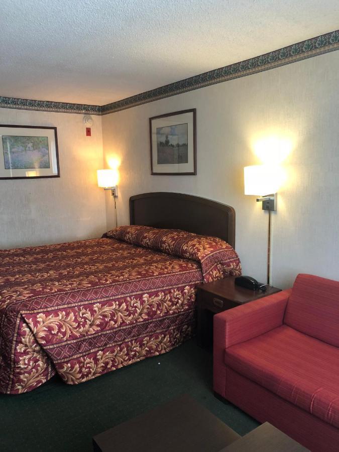 Fairborn Hotel And Inn Экстерьер фото